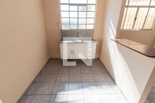 Sala e Cozinha de casa à venda com 1 quarto, 35m² em Engenheiro Goulart, São Paulo