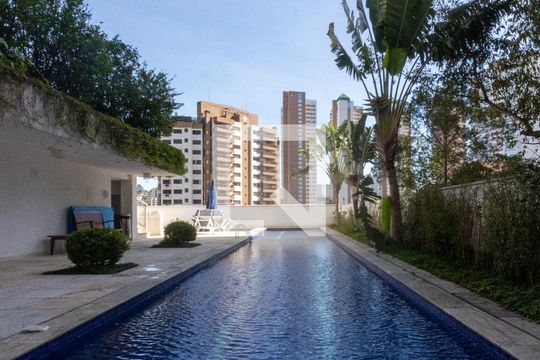 Área comum - Piscina de apartamento à venda com 2 quartos, 70m² em Vila Andrade, São Paulo