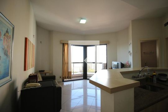 Sala/cozinha de kitnet/studio para alugar com 1 quarto, 41m² em Jardim Ampliacao, São Paulo