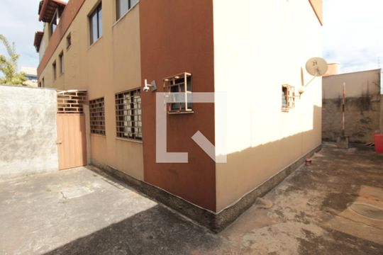 Area Privativa de apartamento à venda com 3 quartos, 130m² em Castelo, Belo Horizonte