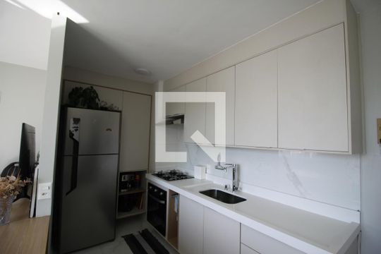 Cozinha de apartamento à venda com 1 quarto, 34m² em Jurubatuba, São Paulo