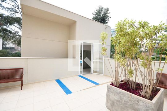 Área comum de apartamento para alugar com 2 quartos, 55m² em Jardim Caboré, São Paulo