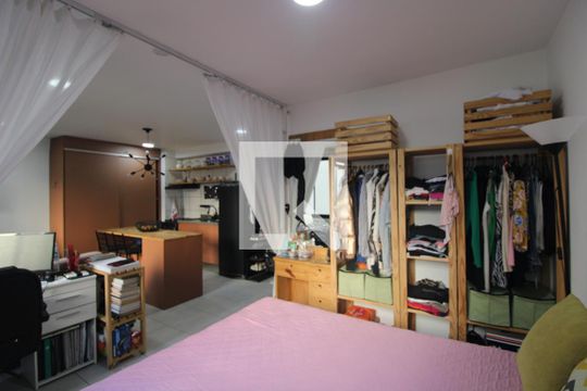 Quarto de apartamento à venda com 1 quarto, 34m² em Jurubatuba, São Paulo