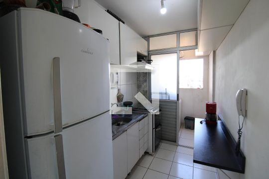 Cozinha de apartamento à venda com 3 quartos, 55m² em Vila Roque, São Paulo