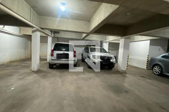 Garagem de apartamento para alugar com 4 quartos, 120m² em Buritis, Belo Horizonte