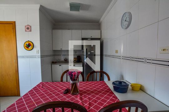 Cozinha de casa à venda com 3 quartos, 130m² em Santa Terezinha, Santo André