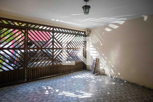 Garagem de casa à venda com 3 quartos, 200m² em Vila Padre Anchieta, Diadema
