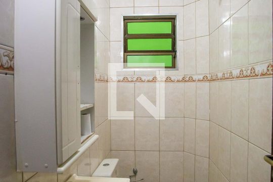 Lavabo de casa à venda com 3 quartos, 200m² em Vila Padre Anchieta, Diadema
