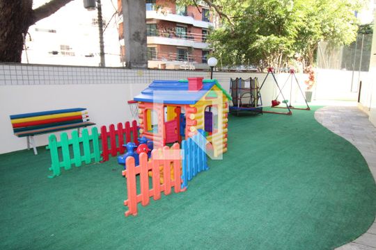 Área comum - Playground de apartamento para alugar com 3 quartos, 230m² em Jardim Londrina, São Paulo