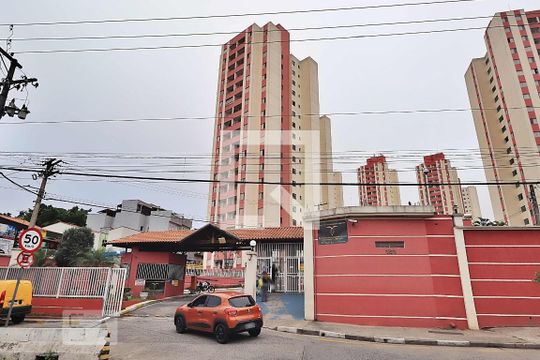 Fachada do condomínio de apartamento à venda com 2 quartos, 55m² em Jardim do Estádio, Santo André