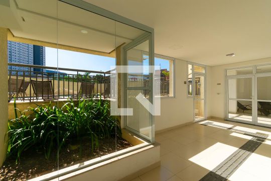 Área comum de apartamento à venda com 2 quartos, 45m² em Vila Tolstoi, São Paulo