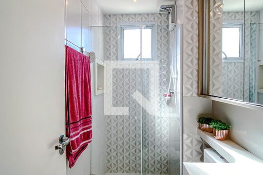 Banheiro de apartamento para alugar com 2 quartos, 52m² em Mooca, São Paulo