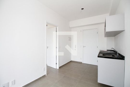 Studio de kitnet/studio para alugar com 1 quarto, 28m² em Pinheiros, São Paulo