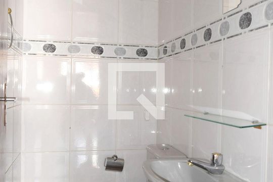 Lavabo de casa para alugar com 3 quartos, 110m² em Vila Anglo Brasileira, São Paulo