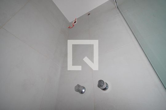 Banheiro Corredor de apartamento à venda com 2 quartos, 52m² em Jardim Lindóia, Porto Alegre