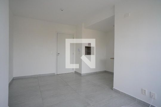 Sala de apartamento à venda com 2 quartos, 52m² em Jardim Lindóia, Porto Alegre
