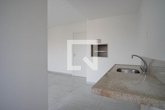 Cozinha de apartamento à venda com 2 quartos, 52m² em Jardim Lindóia, Porto Alegre