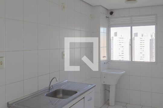 Cozinha de apartamento para alugar com 3 quartos, 67m² em Macedo, Guarulhos