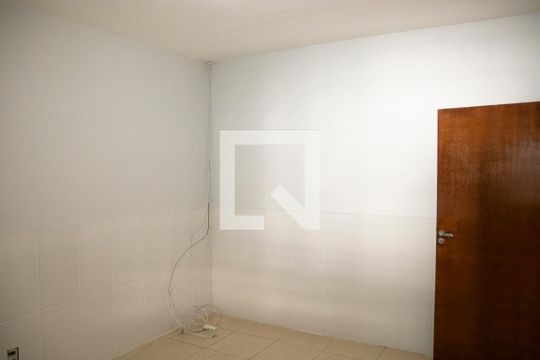 Quarto 2 de casa para alugar com 3 quartos, 300m² em Vila Lucy, Goiânia