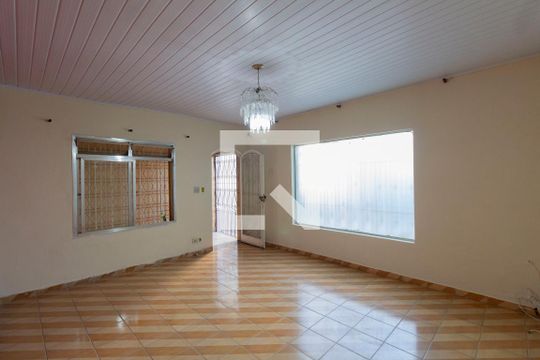 Casa à venda com 4 quartos, 314m² em Artur Alvim, São Paulo