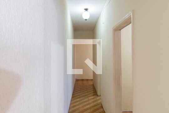 Corredor de casa à venda com 4 quartos, 314m² em Artur Alvim, São Paulo