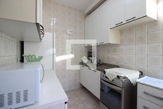 Cozinha de apartamento para alugar com 2 quartos, 55m² em Pinheiros , São Paulo