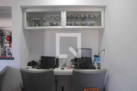 Escritório de apartamento à venda com 2 quartos, 70m² em Mirandópolis, São Paulo