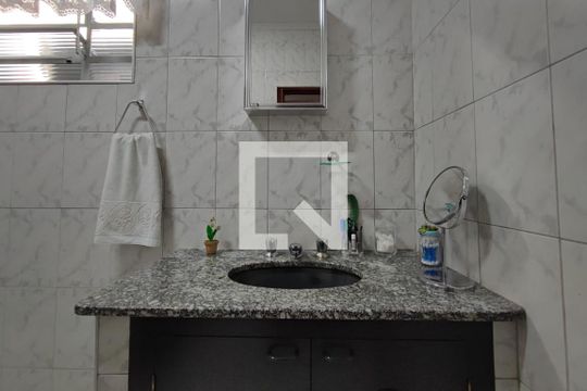 Banheiro Suíte de casa à venda com 5 quartos, 280m² em Jardim do Lago, Campinas