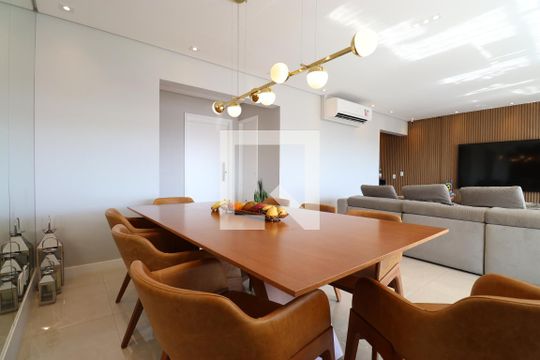 Sala de Jantar de apartamento à venda com 4 quartos, 145m² em Barra Funda, São Paulo