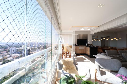 Varanda da Sala de apartamento à venda com 4 quartos, 145m² em Barra Funda, São Paulo