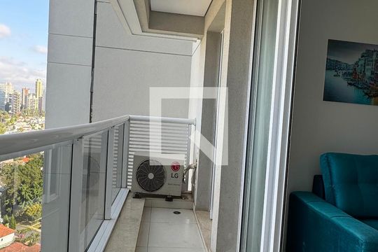 Sacada de apartamento à venda com 1 quarto, 50m² em Empresarial 18 do Forte, Barueri