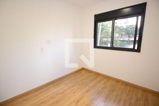 Quarto 1 de apartamento para alugar com 2 quartos, 49m² em Vila Suzana, São Paulo