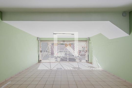Garagem de casa à venda com 3 quartos, 222m² em Sumarezinho, São Paulo
