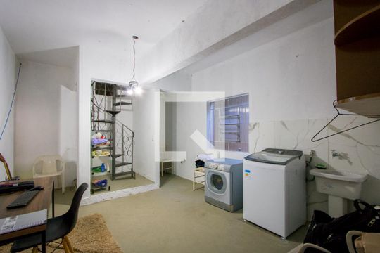 Área de serviço de casa à venda com 3 quartos, 194m² em Vila Valparaíso, Santo André