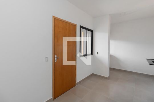 Sala/Cozinha de apartamento à venda com 2 quartos, 35m² em Cidade Antônio Estêvão de Carvalho, São Paulo