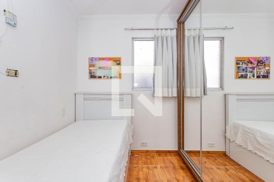 Quarto 1 de apartamento à venda com 2 quartos, 56m² em Vila Moraes, São Paulo