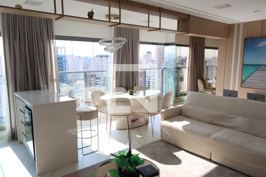 Apartamento à venda com 1 quarto, 74m² em Indianópolis, São Paulo