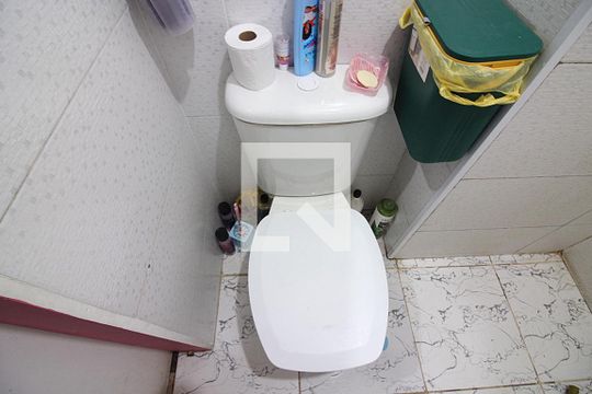 Banheiro Social de apartamento à venda com 2 quartos, 52m² em Cooperativa, São Bernardo do Campo