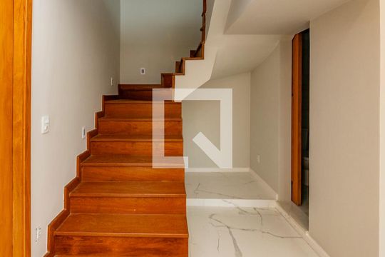 Escada de apartamento à venda com 4 quartos, 440m² em Santo Antônio, Belo Horizonte