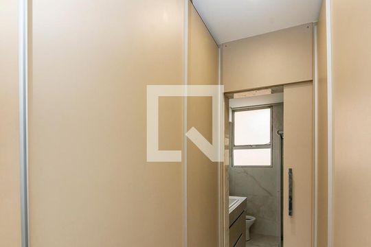 Closet da suíte de apartamento à venda com 4 quartos, 440m² em Santo Antônio, Belo Horizonte