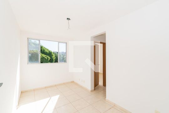 Apartamento para alugar com 2 quartos, 78m² em Parada de Lucas, Rio de Janeiro