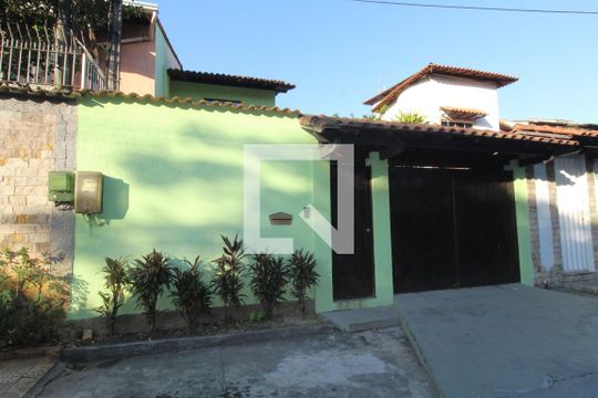 Fachada de casa de condomínio à venda com 4 quartos, 300m² em Anil, Rio de Janeiro
