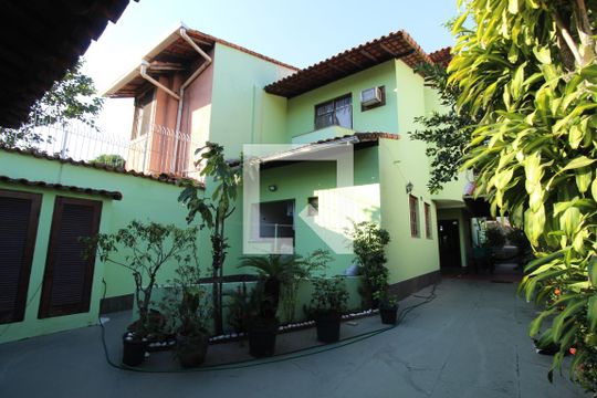 Quintal de casa de condomínio à venda com 4 quartos, 300m² em Anil, Rio de Janeiro