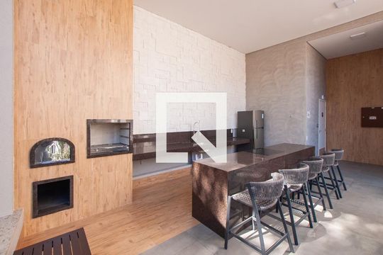 Área comum -Churrasqueira de apartamento para alugar com 1 quarto, 24m² em Pinheiros, São Paulo