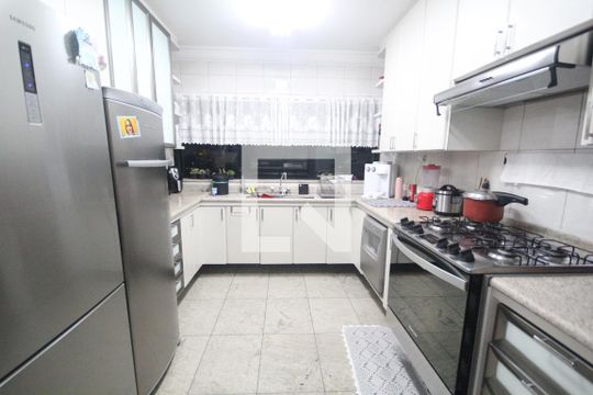 Cozinha de apartamento à venda com 5 quartos, 300m² em Vila Mariana, São Paulo