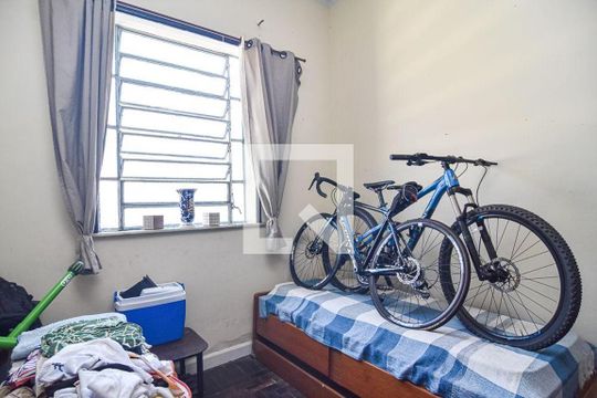 Casa à venda com 8 quartos, 500m² em Fonseca, Niterói