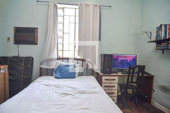Casa à venda com 8 quartos, 500m² em Fonseca, Niterói