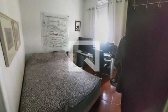 Casa à venda com 4 quartos, 121m² em Santa Rosa, Niterói