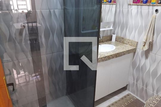 Casa à venda com 3 quartos, 177m² em São Lourenço, Niterói