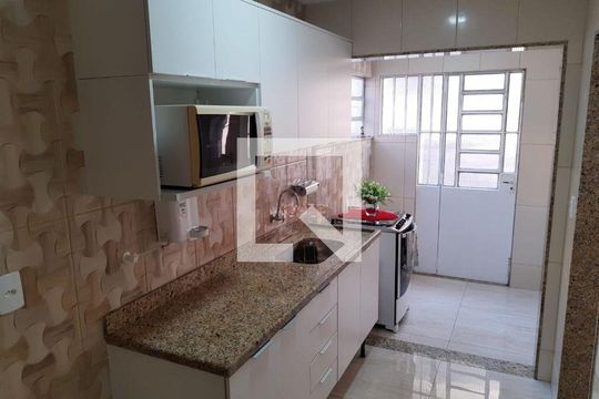 Casa à venda com 3 quartos, 177m² em São Lourenço, Niterói